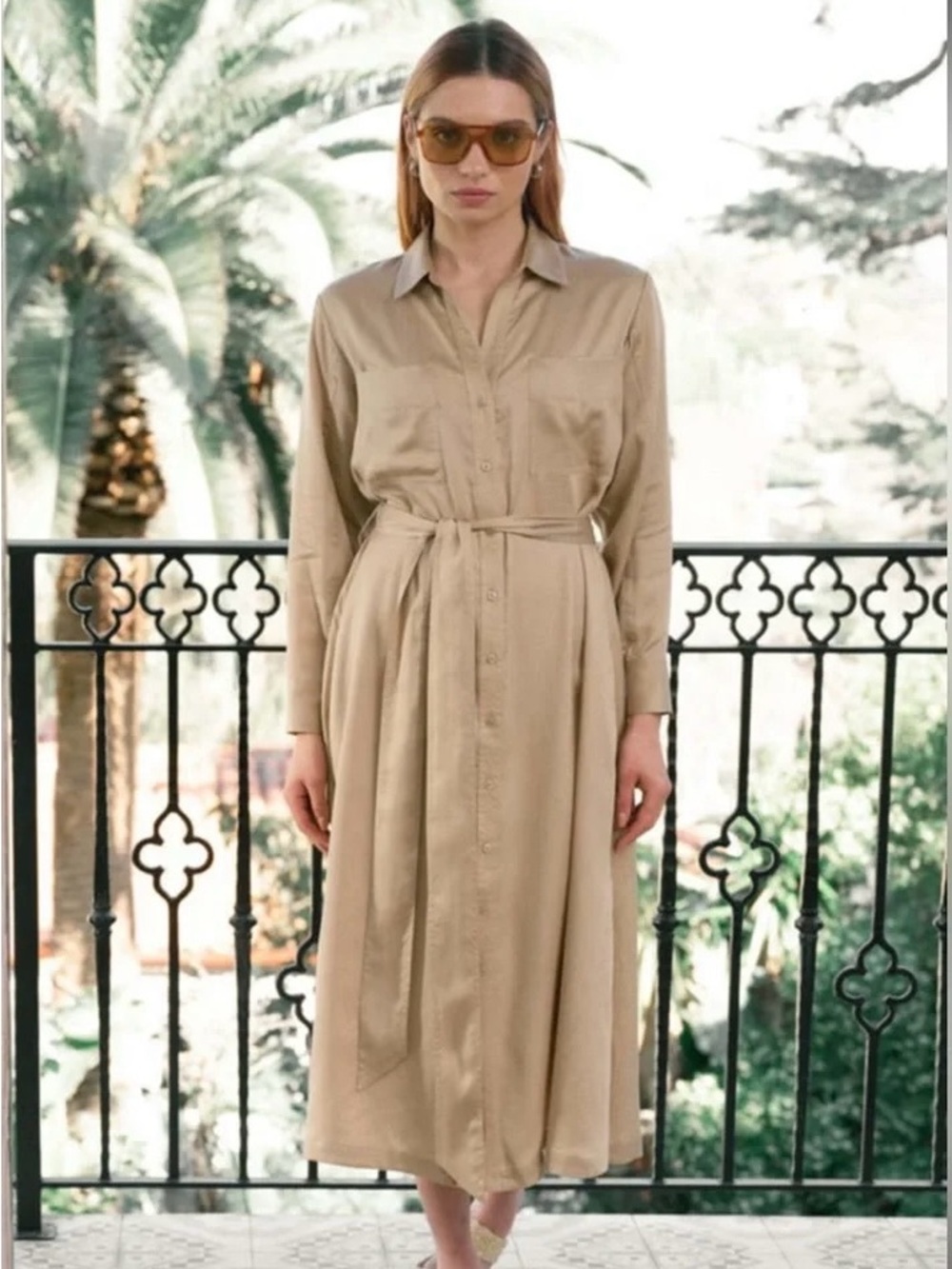 NWT Darling Tie-Waist button-up Shirt Dress with pockets in khaki- size M